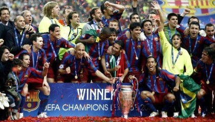  罗马中场大将重伤赛季报销牵动球迷心  