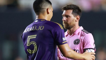  梅西助攻双响主导迈阿密国际热身赛  