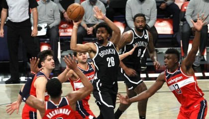  独行侠签下丁威迪补强，东欧组合冲击西决  