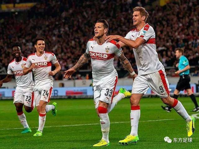  莱比锡红牛逆转击败榜首强敌  